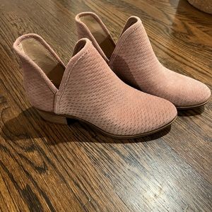 Lucky brand Blush booties